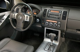 Nissan Pathfinder interior